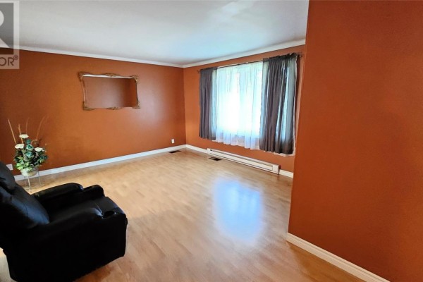 Bedroom - 802 Spruce Street, Labrador City, NL A2V1B1 Photo 5