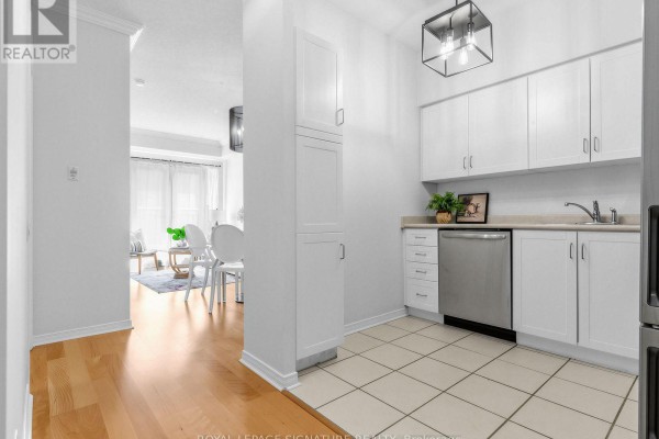 803 - 120 Lombard Street, Toronto, ON, photo 3