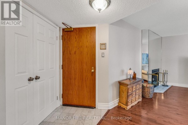 803 - 1331 Bay Street, Toronto, ON, photo 2