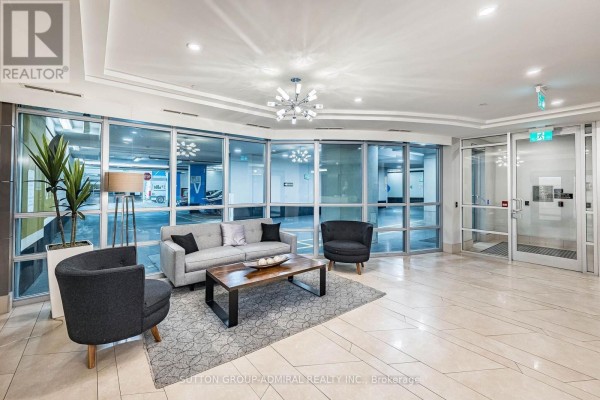 Living room - 803 - 1900 Lake Shore Boulevard W, Toronto, ON M6S1A4 Photo 2