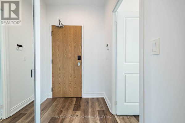 Bedroom 2 - 803 - 1900 Lake Shore Boulevard W, Toronto, ON M6S1A4 Photo 5