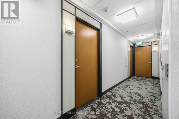 Den - 803 - 20 Shore Breeze Drive, Toronto, ON M8V1A1 Photo 5