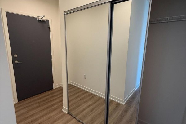 803 - 2485 Eglinton Avenue, Mississauga, ON L5M2T1 Photo 3