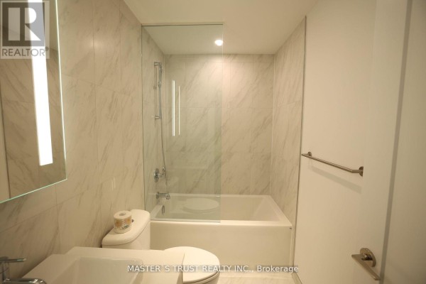 803 - 470 Front Street W, Toronto, ON M5V0V6 Photo 5