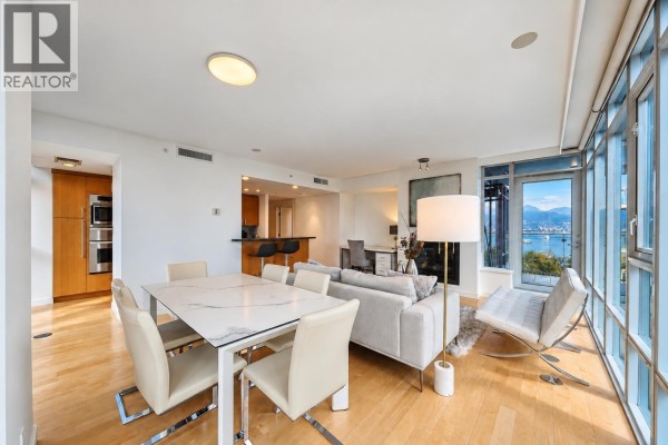 803 1281 W Cordova Street, Vancouver, BC V6C3R5 Photo 5