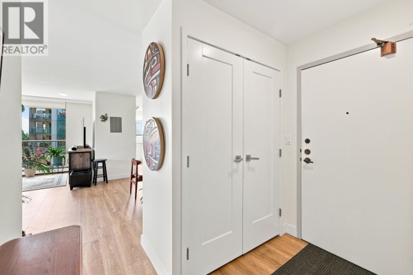 803 140 E Keith Road, North Vancouver, BC V7L4M9 Photo 5