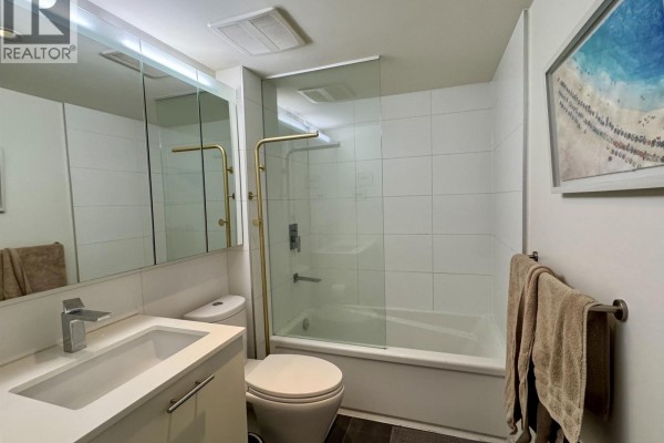 803 150 E Cordova Street, Vancouver, BC V6A0E7 Photo 3