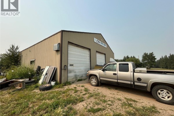 803 4th Avenue, Star City, SK S0E1P0 Photo 2
