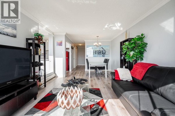 803 9280 Salish Court, Burnaby, BC V3J7J8 Photo 3