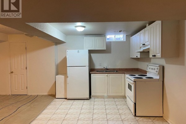 803 Sombrero Way, Mississauga, ON L5W1S8 Photo 3