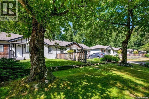 8033 Greendale Rd, Lake Cowichan, BC, photo 2