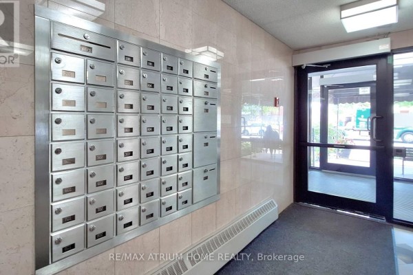 Foyer - 804 - 1101 Pharmacy Avenue, Toronto, ON M1R2Y3 Photo 3