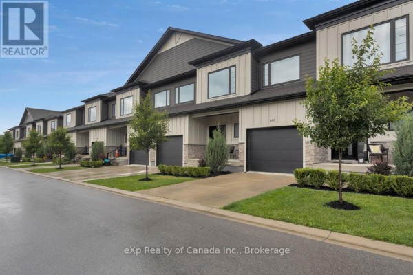 Living room - 804 - 360 Quarter Town Line, Tillsonburg, ON N4G0H7 Photo 3