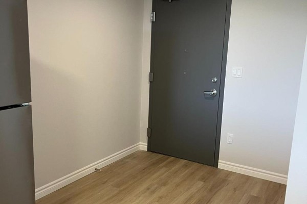804 - 425 Watson Parkway N, Guelph, ON, photo 3