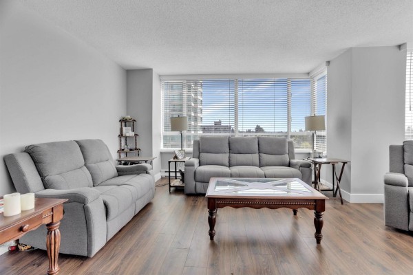 804 15030 101 Avenue, Surrey, BC V3R0N3 Photo 5