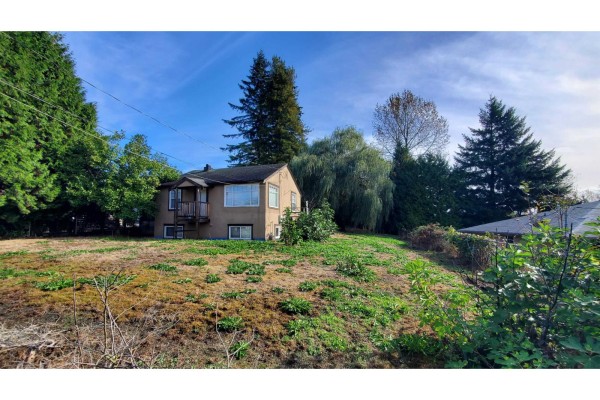 8042 Cedar Street, Mission, BC V2V3N1 Photo 3