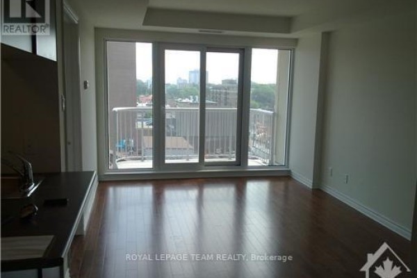 Living room - 804a - 234 Rideau Street S, Ottawa, ON K1N0A9 Photo 2