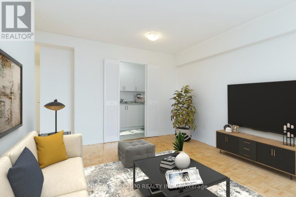 Bedroom - 805 - 1010 Broadview Avenue, Toronto, ON M4K2R8 Photo 4