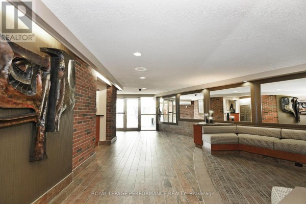 Kitchen - 805 - 20 Chesterton Drive, Ottawa, ON K2E6Z7 Photo 3