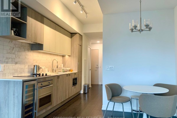 Dining room - 805 - 2020 Bathurst Street, Toronto, ON M5P0A6 Photo 2