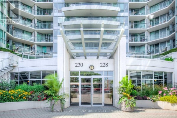 805 - 225 Queens Quay W, Toronto, ON M5J2X1 Photo 2