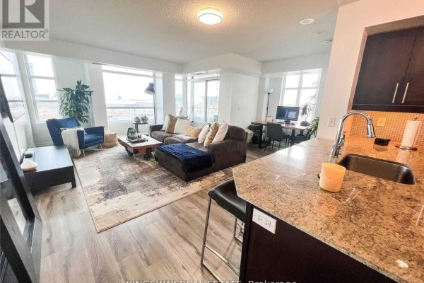 Dining room - 805 - 65 East Liberty Street, Toronto, ON M6K3R2 Photo 2
