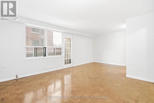 Kitchen - 805 - 85 Lawton Boulevard, Toronto, ON M4V1Z7 Photo 3