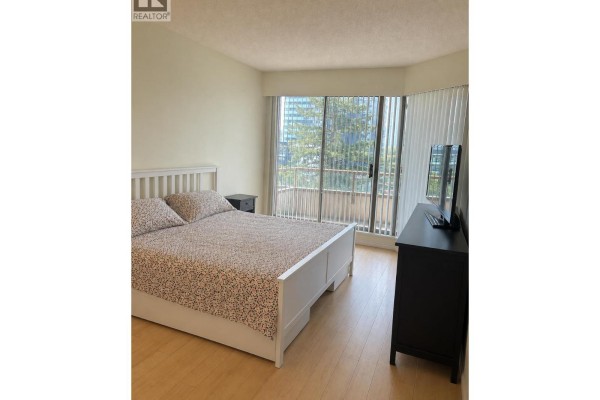805 5885 Olive Avenue, Burnaby, BC V5H4N8 Photo 5