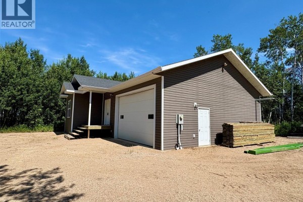 805 Potter Place, Good Spirit Lake, SK S0A0L0 Photo 4
