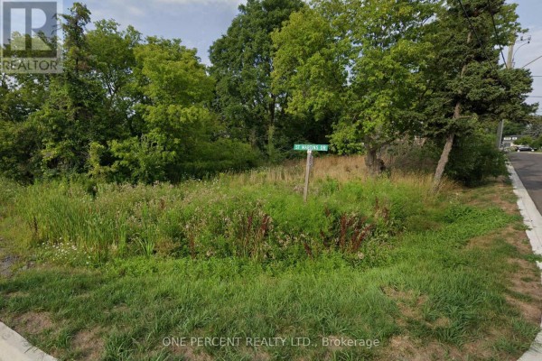 805 St. Martins Drive, Pickering, ON, photo 3