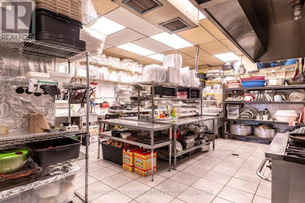 8053 Yonge Street, Markham, ON L3T2C5 Photo 5