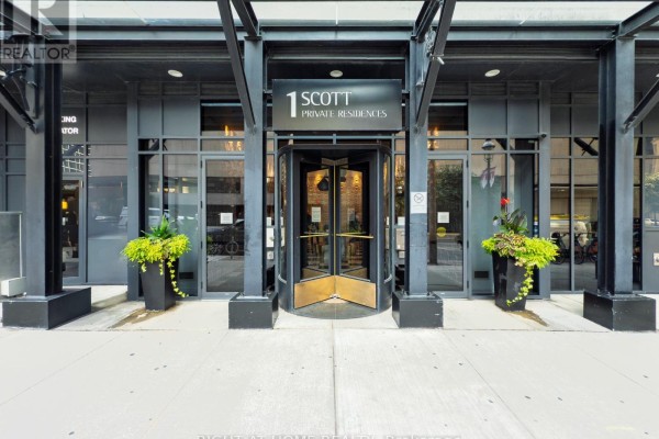 Kitchen - 806 - 1 Scott Street, Toronto, ON M5E1A1 Photo 3