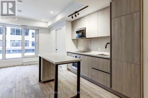806 - 108 Peter Street, Toronto, ON, photo 2
