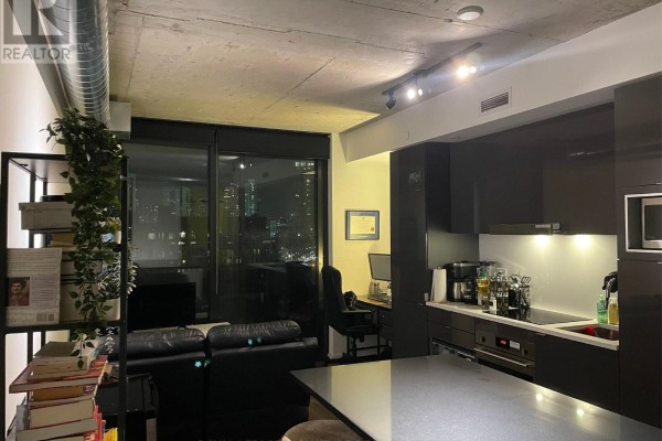 806 - 21 Lawren Harris Square, Toronto, ON M5A0T4 Photo 5