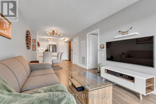 806 - 2181 Yonge Street, Toronto, ON M4S3H7 Photo 3