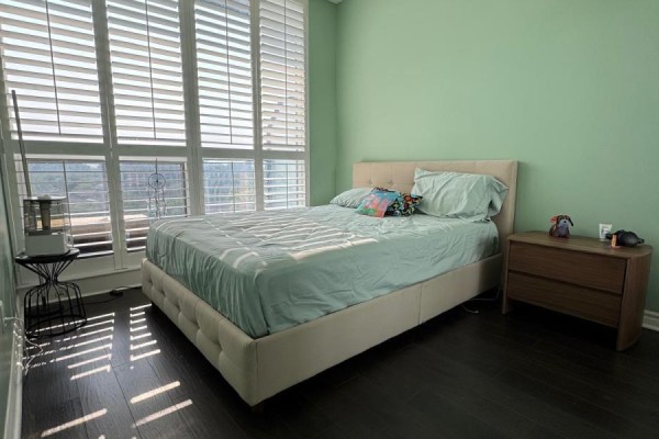 Den - 806 - 2885 Bayview Avenue, Toronto, ON M2K0A3 Photo 5