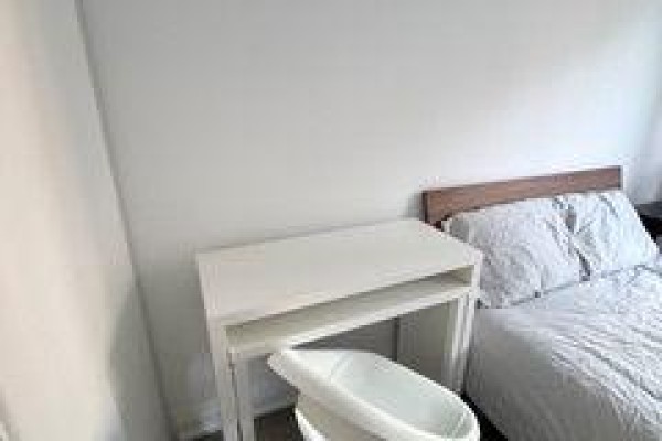 Primary Bedroom - 806 - 77 Mutual Street, Toronto, ON M5B2A9 Photo 4