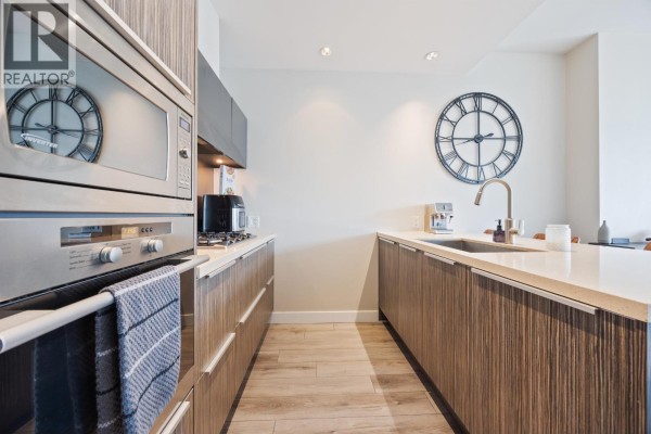 806 1633 Ontario Street, Vancouver, BC V5Y0C2 Photo 5
