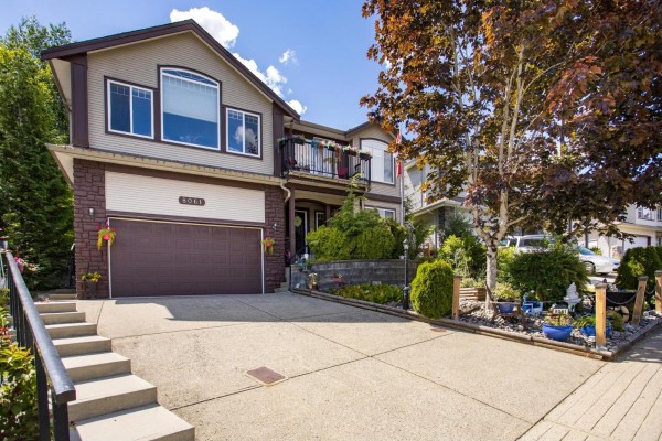 8061 Topper Drive, Mission, BC V2V7A8 Photo 4