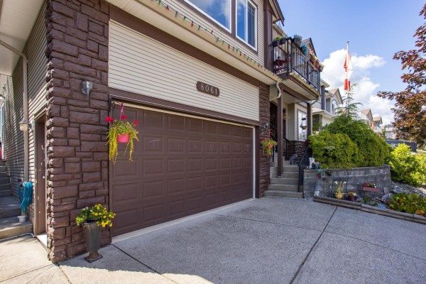 8061 Topper Drive, Mission, BC V2V7A8 Photo 5