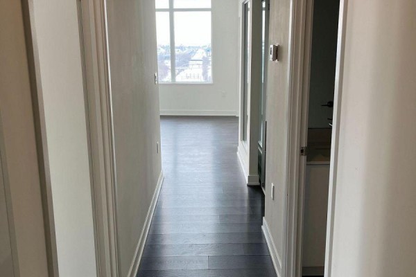 Floor plan layout showing rooms and balcony orientation - 806w - 27 Bathurst Street, Toronto