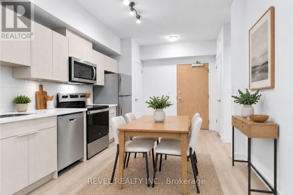 Bedroom - 807 - 2825 Jane Street, Toronto, ON M3N0A8 Photo 4
