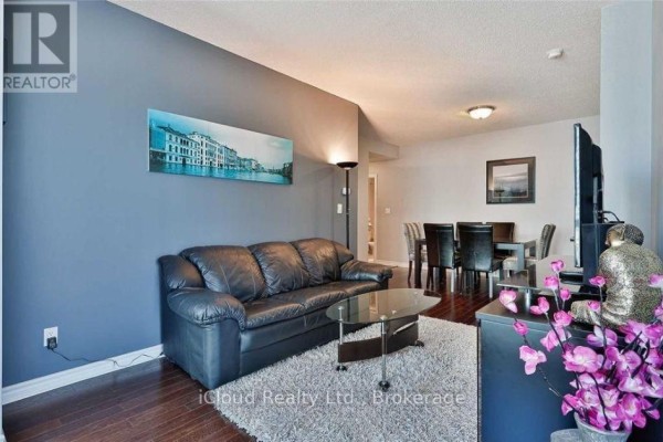 807 - 3504 Hurontario Street, Mississauga, ON, photo 3