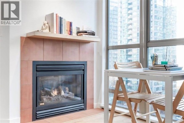 807 819 Hamilton Street, Vancouver, BC, photo 3
