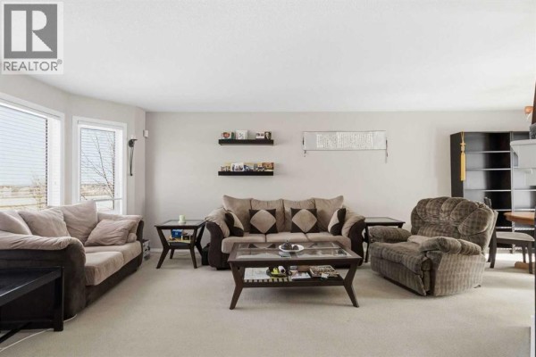 808, 105 Loutit Road, Fort Mcmurray, AB, photo 3