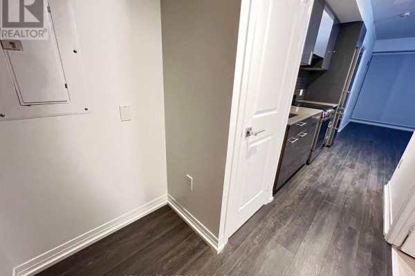 Kitchen - 808 - 200 Dundas Street E, Toronto, ON M5B0C3 Photo 3