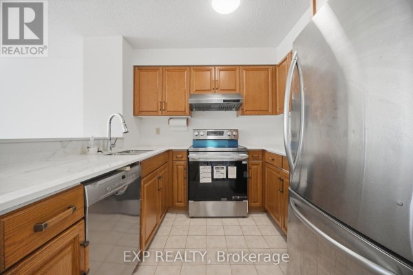 808 - 2155 Burnhamthorpe Road W, Mississauga, ON L5L5P4 Photo 5