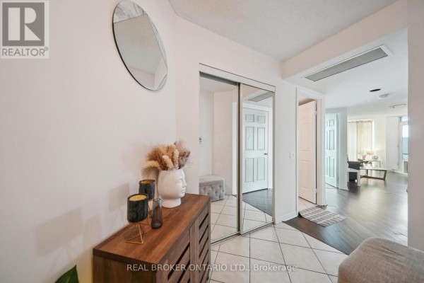 Bedroom 2 - 808 - 28 Harrison Garden Boulevard, Toronto, ON M2N7B5 Photo 5