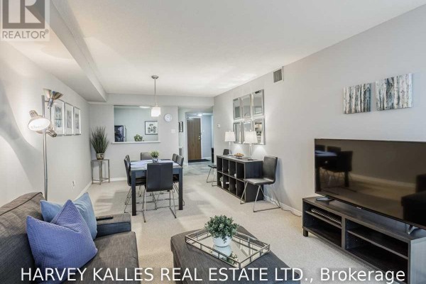 Dining room - 808 - 4727 Sheppard Avenue E, Toronto, ON M1S5B3 Photo 5