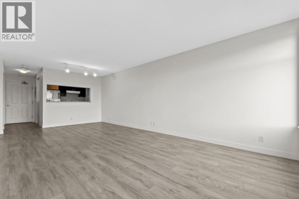 808 5380 Oben Street, Vancouver, BC V5R6H7 Photo 4